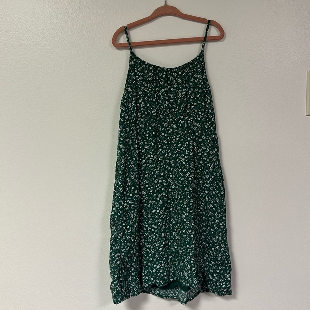 Girls Abercrombie floral green sundress